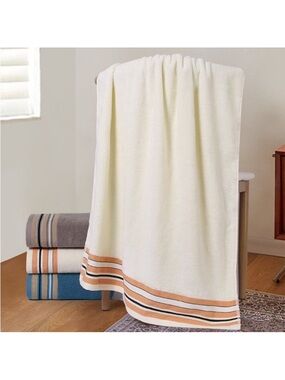Plush Cream Bath Towel with Peach Stripe Accent